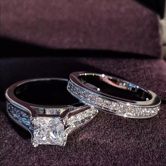 Jewelry - New Women’s 2pc Set 925 Silver Diamond Ring